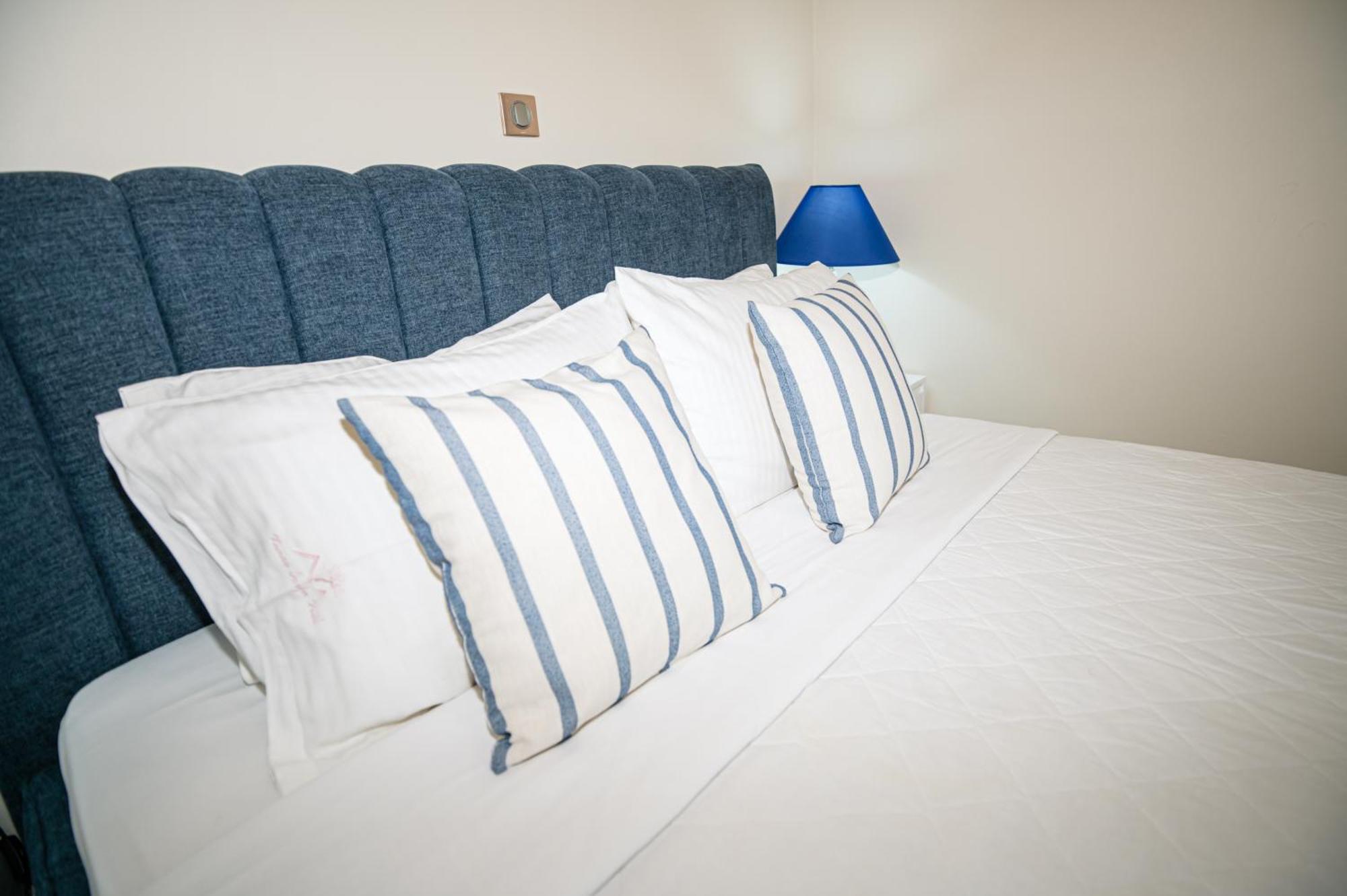 Ninos Corfu Villas Agios Georgios  Room photo
